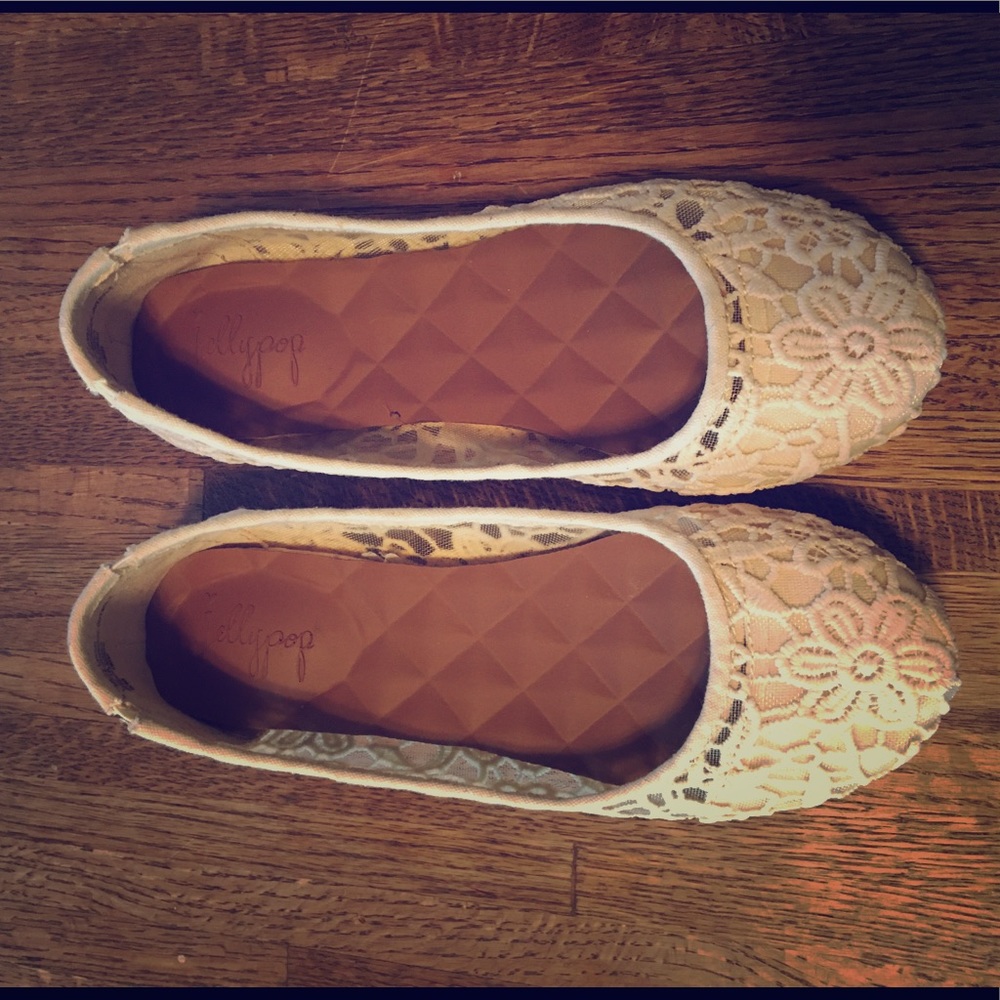 Jellypop lacy ballet flats